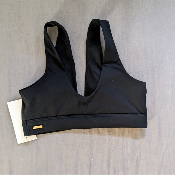 L*Space Do The Twist Sports Bra Black - Picture 8 of 8
